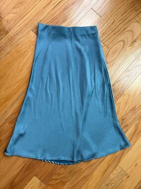 Sleek A-Line Midi Skirt in Teal